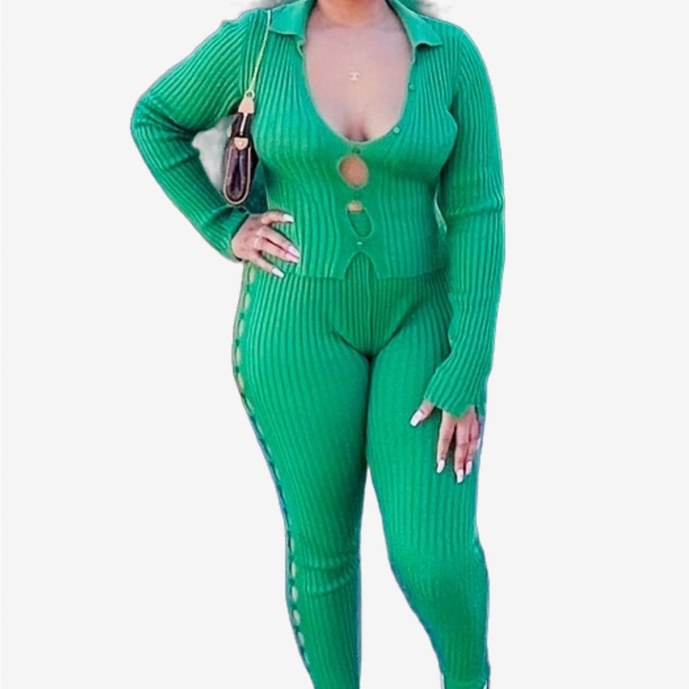 Pretty Little Thing Green Long Sleeve SweaterTwo Piece Set with Cutouts